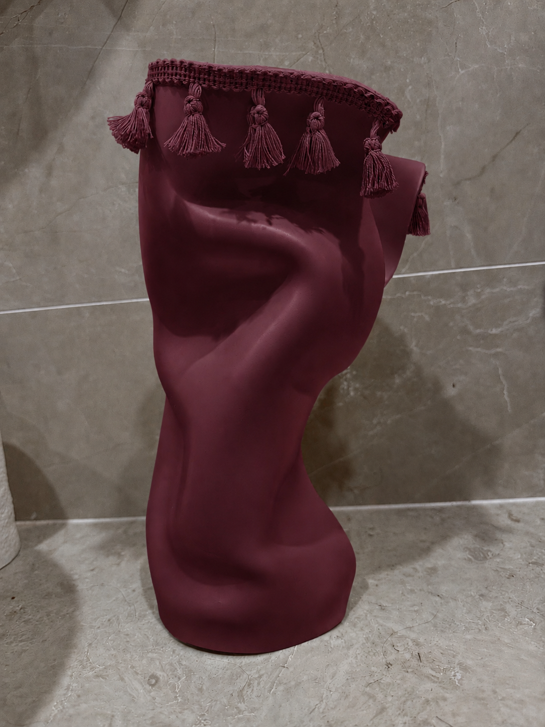 Tassel Vase - Classic Burgundy