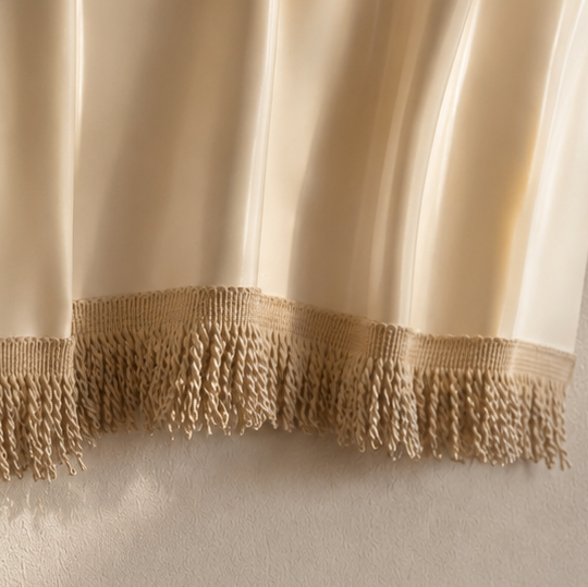 Tassel Vintage Beige Sculpture